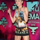 Miley_Cyrus_Events_HQ_Pictures_2814529_.jpg