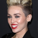 Miley_Cyrus_2821429.jpg